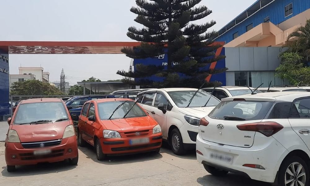 A practical look at how businesses handle vehicle needs through leasing